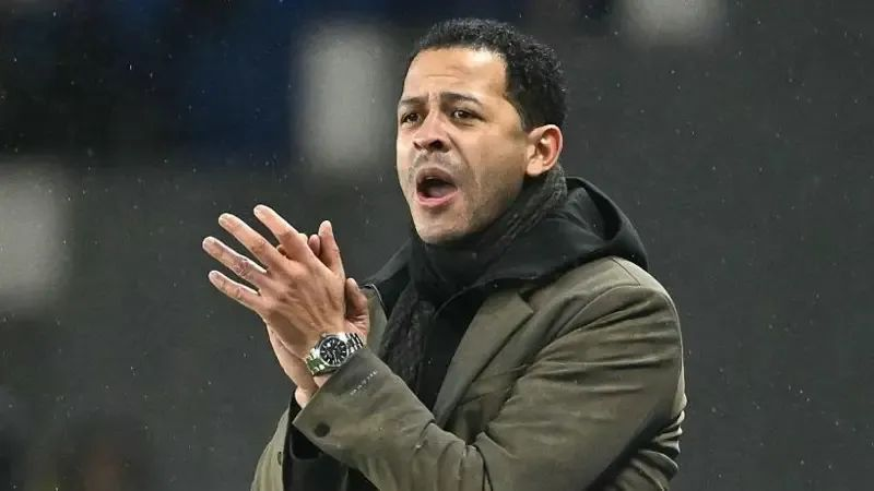 Chelsea Coach Demands Lifetime Ban for Racist Footballers
