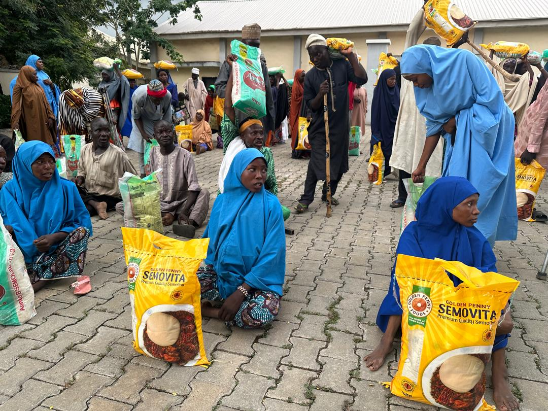 Arridah Relief Foundation Distributes 250 Food Bags to Persons with Disabilities in Kaduna for Eid