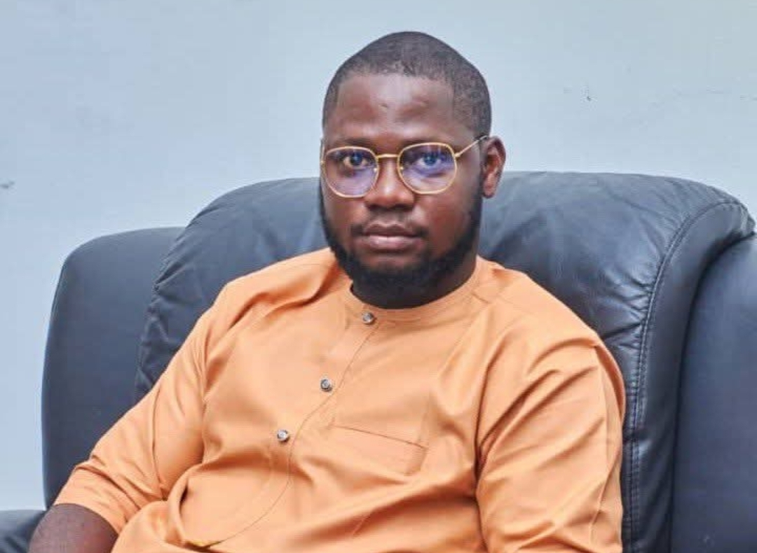 EFCC Arraigns Fake Presidential Aide Over Alleged N25m Fraud in Abuja