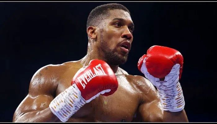 Anthony Joshua Floors Prenga in Stunning Comeback Knockout After Early Scare