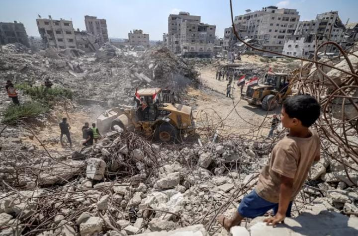 Gaza’s 8,000 Missing: Rubble, Israeli Restrictions Stall Search for the Dead