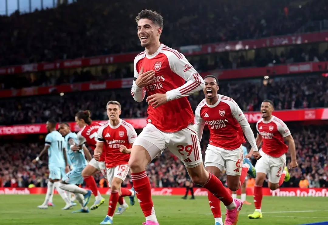 Arsenal End 22-Year Wait, Clinch Premier League Title as Man City Slip at Bournemouth